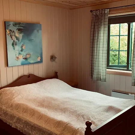 Panorama Logde Stryn, With Jacuzzi, Sauna And Spectacular Views! בית נופש *